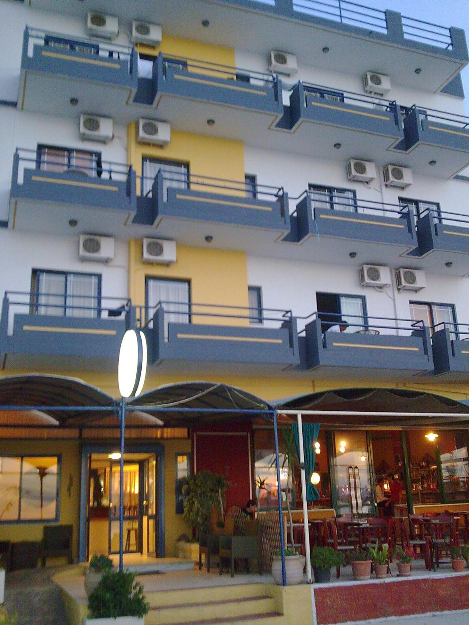 Danaos Hotel Chania  Buitenkant foto